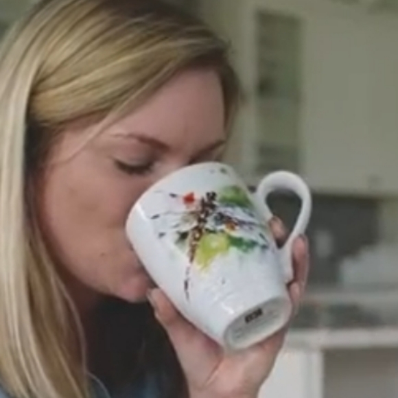 Dean Crouser Demdaco Dragonfly Glossy Stoneware Mug - Picture 9 of 10